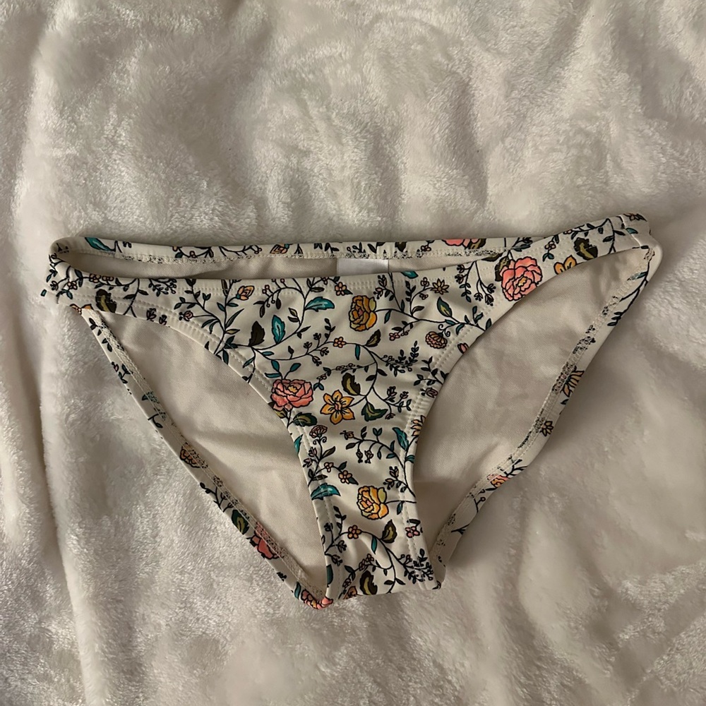 Xhilaration bikini bottoms